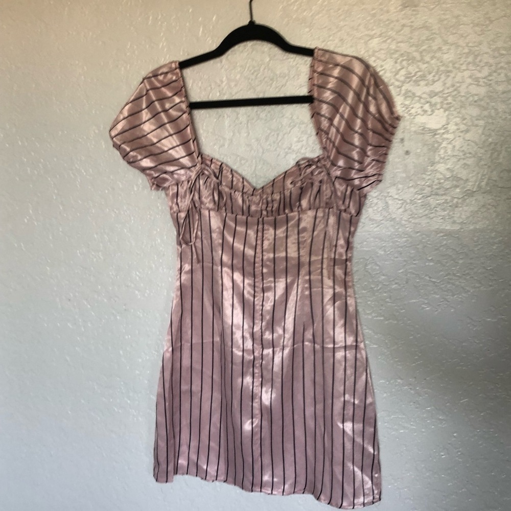 Pink stripe bubble, sweetheart line dress - Picture 8 of 8